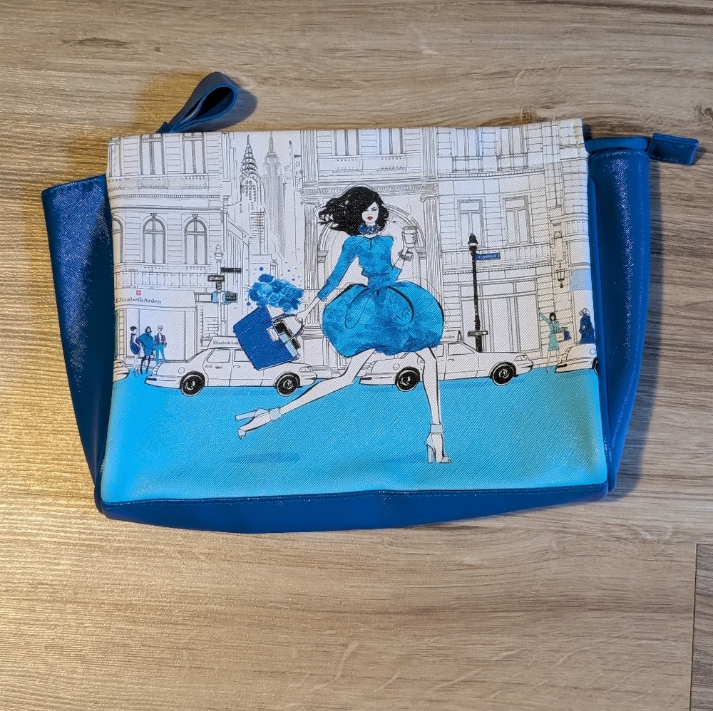 Elizabeth Arden New York NY 5th Ave City Scene Cosmetic Travel Bag Purse Blue.